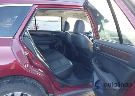 2016 Subaru Outback 2.5I Limited z USA, uszkodzony, nr VIN 4S4BSBNC7G3285544